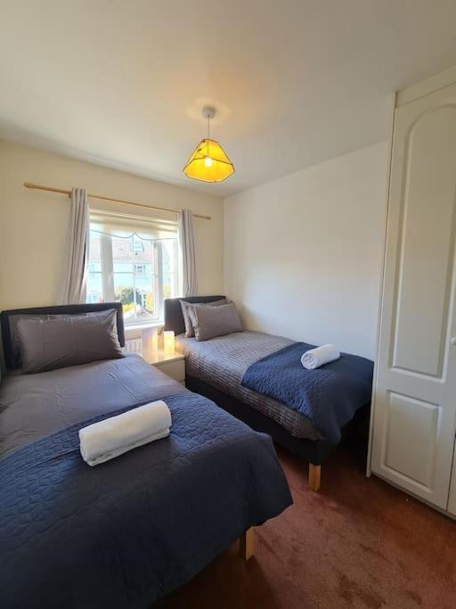 2 Cosy Bedrooms In A 3 Bed Home Tyrrelstown Bagian luar foto
