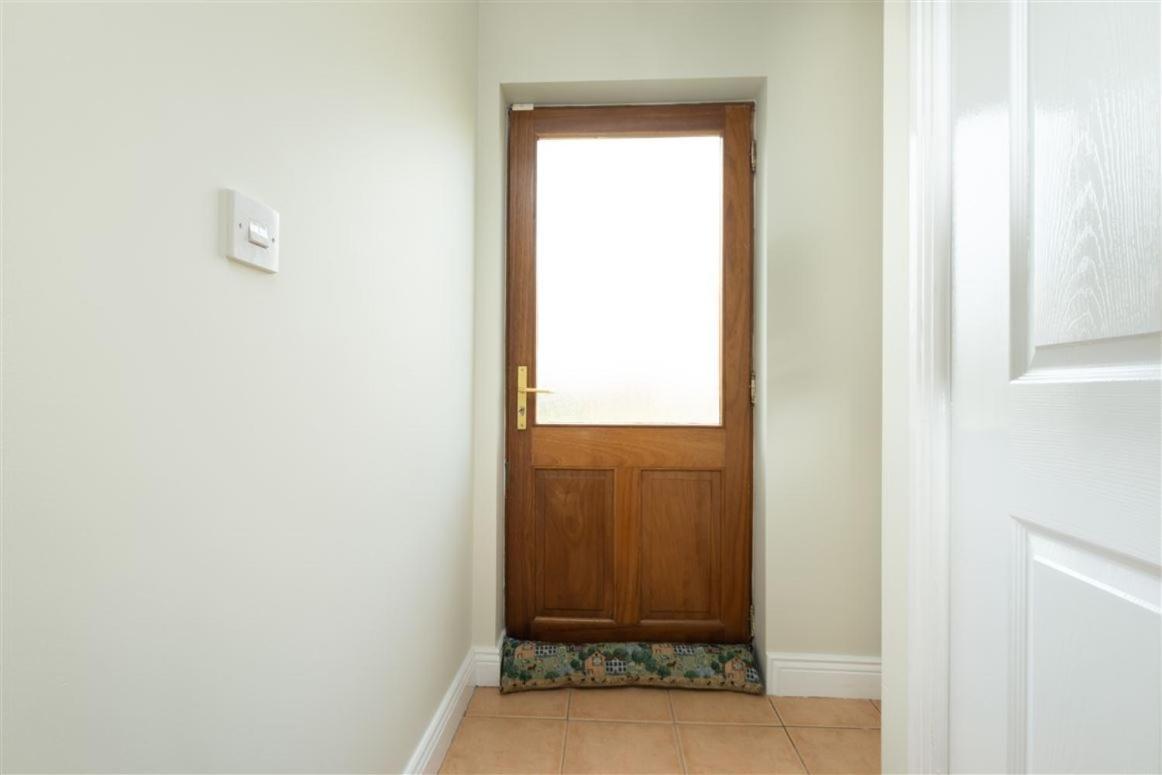 2 Cosy Bedrooms In A 3 Bed Home Tyrrelstown Bagian luar foto